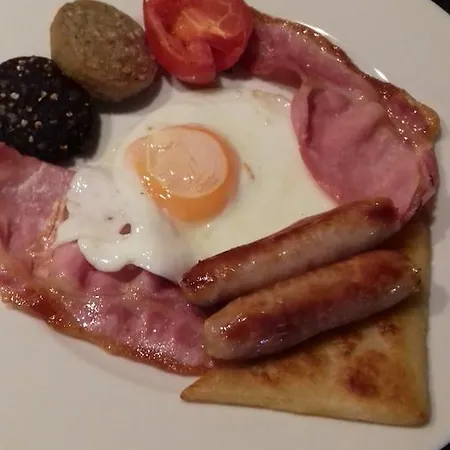 Couette-café Ashfield 4*